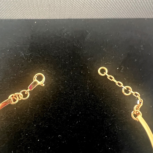 CELINE Triomphe articulated bracelet in Brass with Gold finish- PERFECT gift! - Picture 7 of 10